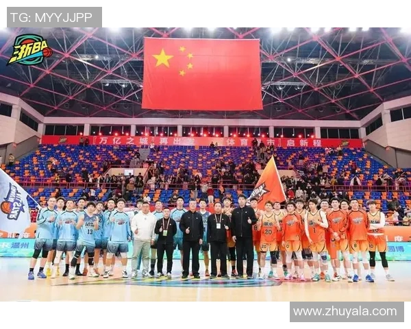篮球明星莅临苍溪激情打球引发当地球迷热烈追捧与欢呼